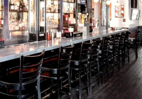 Bar at 66 Greenpoint (1)